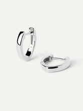 Load image into Gallery viewer, PdPaola-Duke-Silver-Hoops-4
