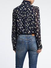 Load image into Gallery viewer, dorothee-schumacher-floral-volumes-blouse