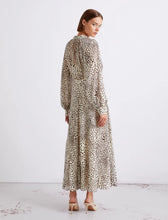 Load image into Gallery viewer, marella-womens-mllmastro-long-printed-georgette-shirt-dress-cream