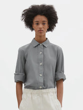Load image into Gallery viewer, margaret-howell-mhl-womens-simple-shirt-compact-cotton-poplin-fog