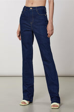 Load image into Gallery viewer, Patrizia Pepe Slim Fit High-Rise Jeans
