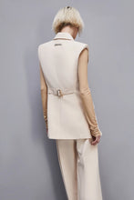 Load image into Gallery viewer, patrizia-pepe-one-button-sleeveless-vest-ivory-skin
