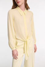 Load image into Gallery viewer, sheer_twist_i_blouse-251_949256_204-dorothee-schumacher