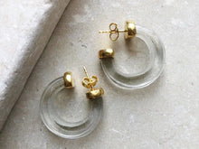 Load image into Gallery viewer, Shyla Nairobi Earrings Crystal Clear
