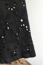 Load image into Gallery viewer, 120_-lino-linen-trousers-in-black-y0w29da-f753-black-bowns-cambridge-3

