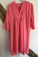 Load image into Gallery viewer, 120-percent-lino-tunic-in-coral-at-bowns-cambridge
