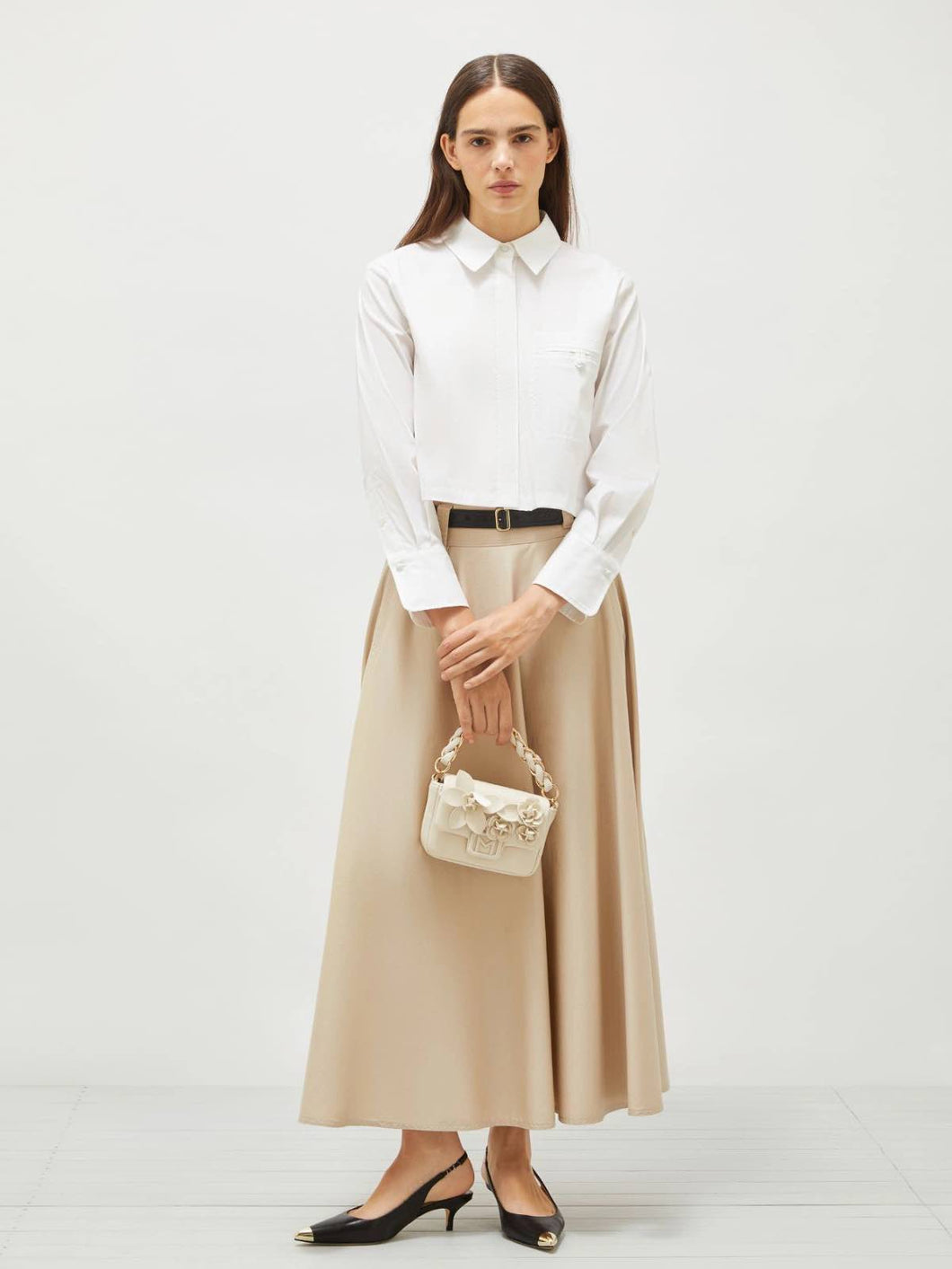 3111115102001-a-assisi-marella-cropped-white-cotton-blend-shirt-for-women