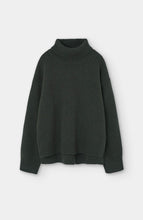 Load image into Gallery viewer, Loreak ISLA Forest Green Pullover
