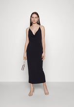 Load image into Gallery viewer, Patrizia-pepe-Black-Midi-Dress-with-Chain-Back-Detail-4
