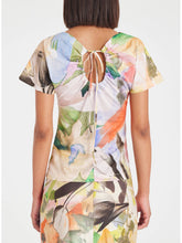 Load image into Gallery viewer, Paul-Smith-Women-FloralCollage-Keyhole-Back-Top
