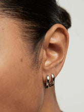 Load image into Gallery viewer, PdPaola-Duke-Silver-Hoops
