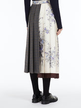 Load image into Gallery viewer, Weekend-by-maxmara-Wool-Cotton-Basketweave-Skirt
