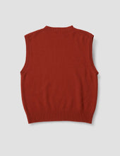 Load image into Gallery viewer, margaret-howell-women-aw24-boxy-crew-neck-slipover-merino-cashmere-carmine
