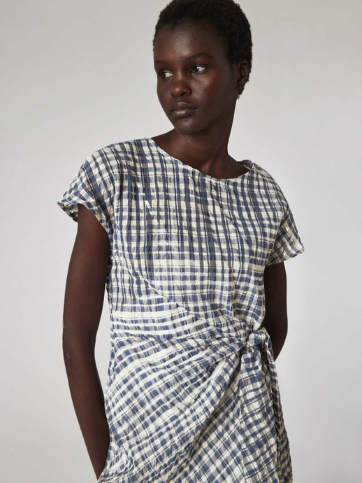paul-smith-womens-navy-and-ivory-sheer-gingham-seersucker-knot-dress