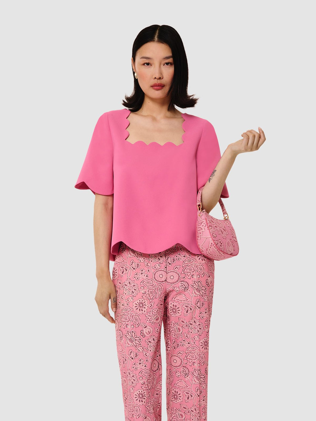 tara-jarmon-timothy-womens-pink-crepe-scalop-top