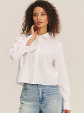 Load image into Gallery viewer, velvet-womens-jocelyn-shirt-in-white
