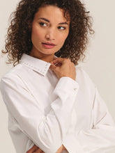 Load image into Gallery viewer, velvet-womens-jocelyn-shirt-in-white
