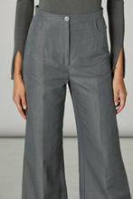 Load image into Gallery viewer, Patrizia-Pepe-8P0412_A017_S634_6-Grey-Linen-Trousers-SS22-Bowns-Cambridge
